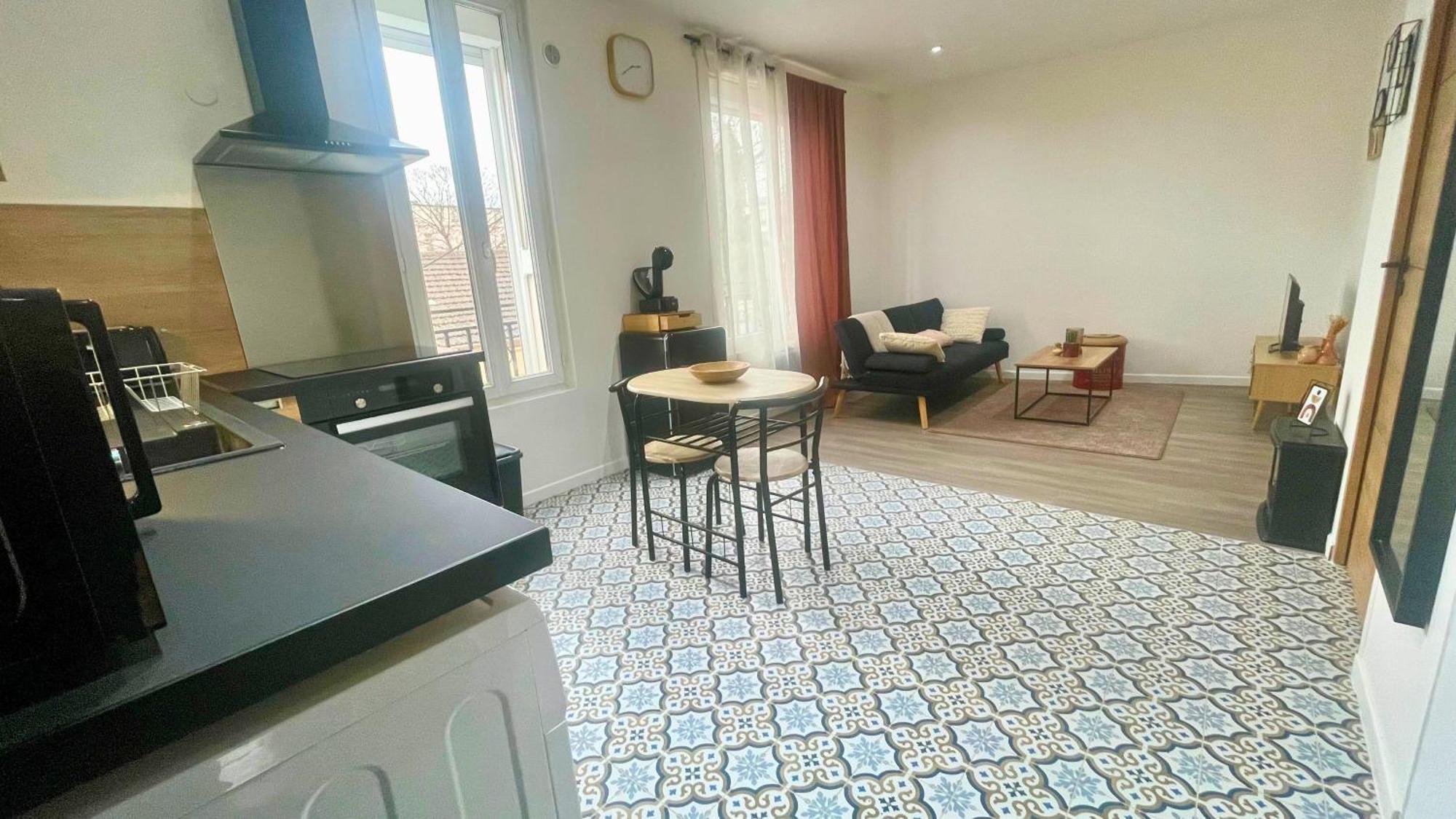 Pleyel Cosy Apartment แซงต์-เดอนี ภายนอก รูปภาพ
